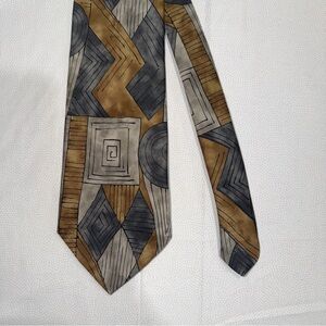 Puritan Geometric Tie in Gray and Brown